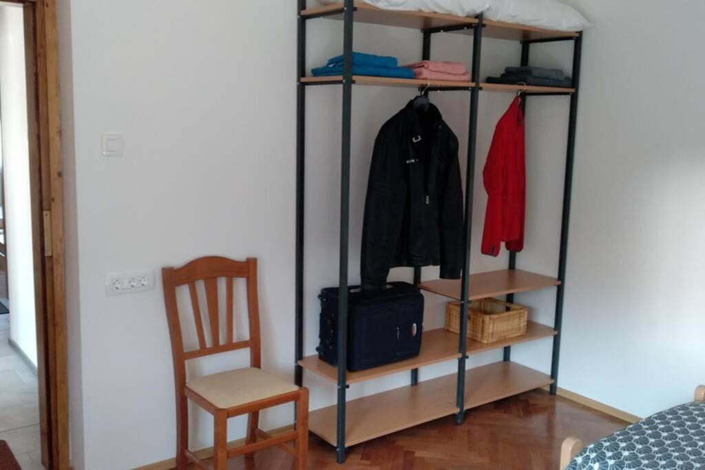 Zrm Center Apartment Идрия Екстериор снимка